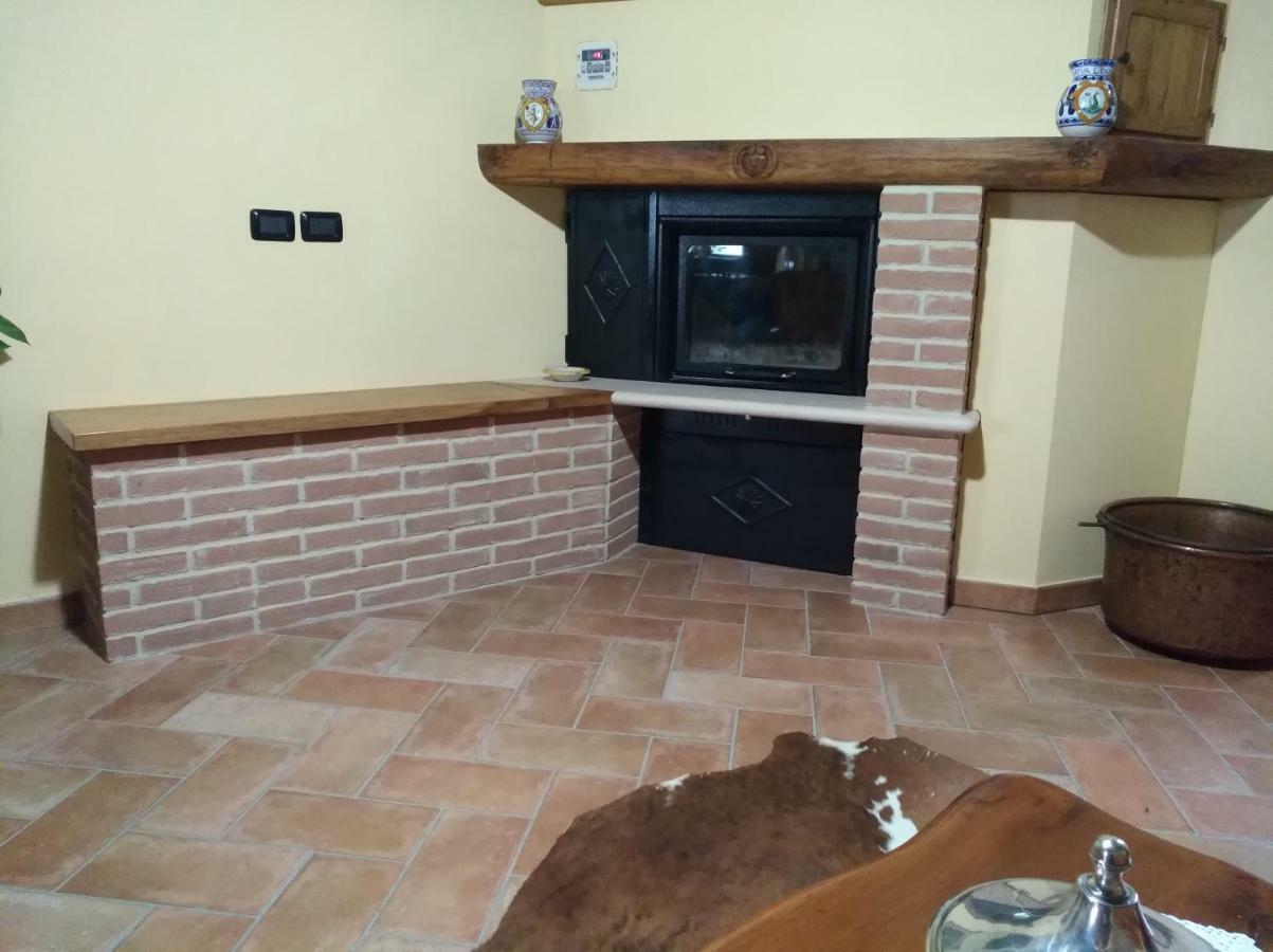 Agriturismo Il Melo Valfabbrica المظهر الخارجي الصورة
